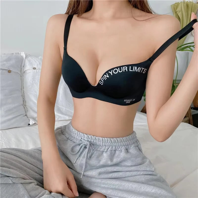 Women's One Piece Fashion Letter Bra Traceless No Steel Ring Gather Bra Comfortable